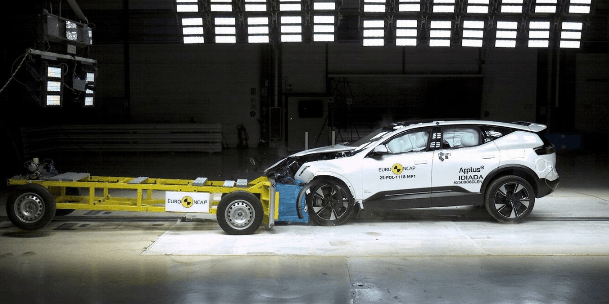 Vill du känna dig säker så är det Polestar 3 som gäller. (Foto: Polestar)