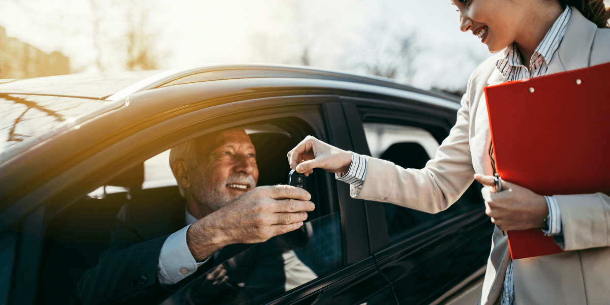 Vill du ha hjälp med att köpa en begagnad bil? Här är en bra lista med tips. (Foto: Getty Images för Unsplash+)
